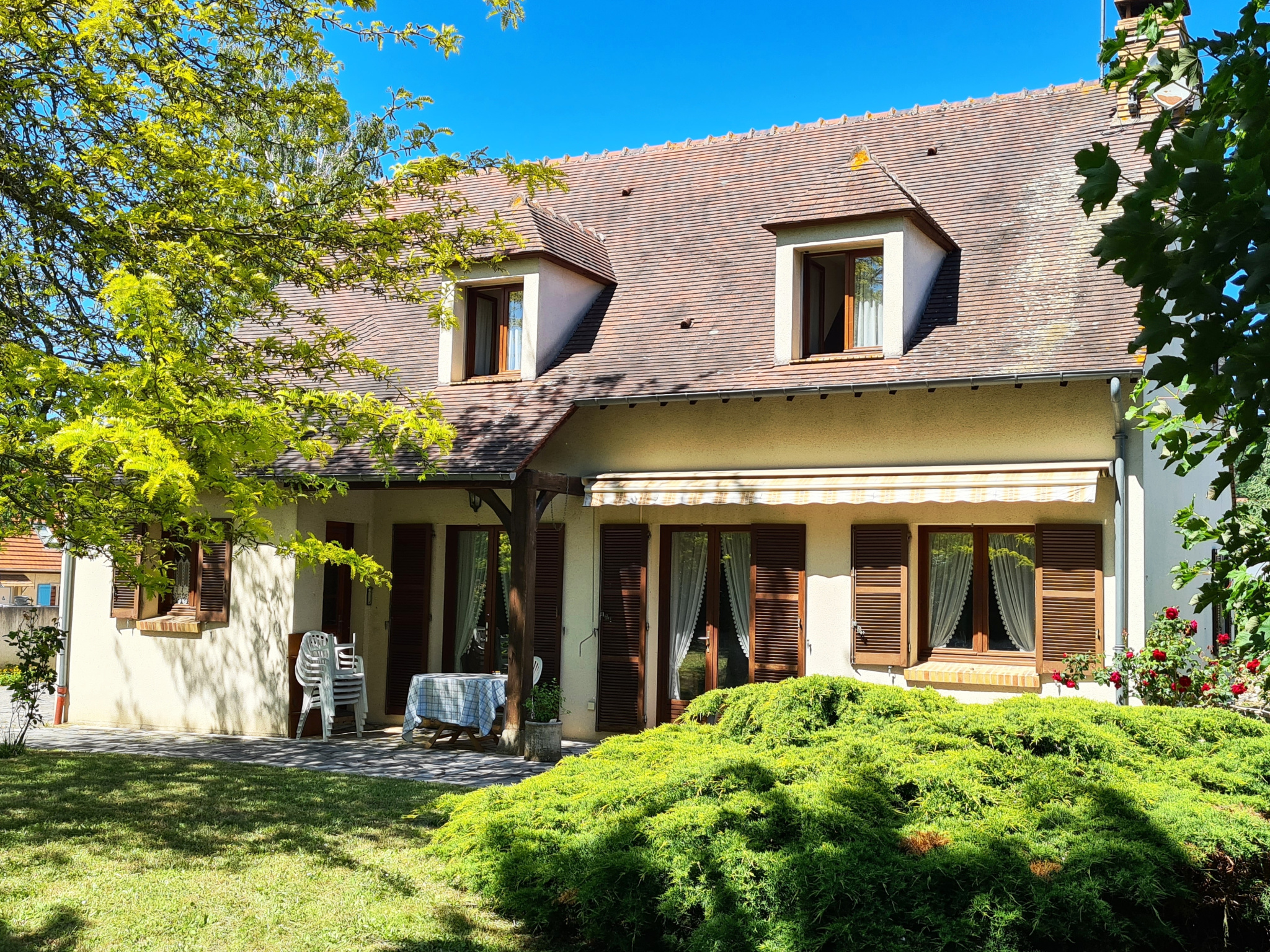 SOUS COMPROMIS